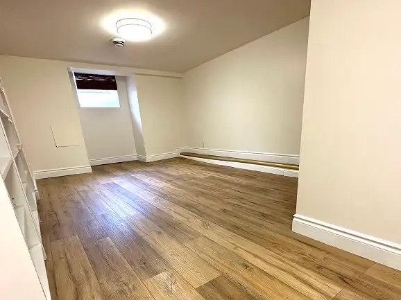 Spacious 2 Bedroom Apartment - Centretown Ottawa in Long Term Rentals in Ottawa - Image 9