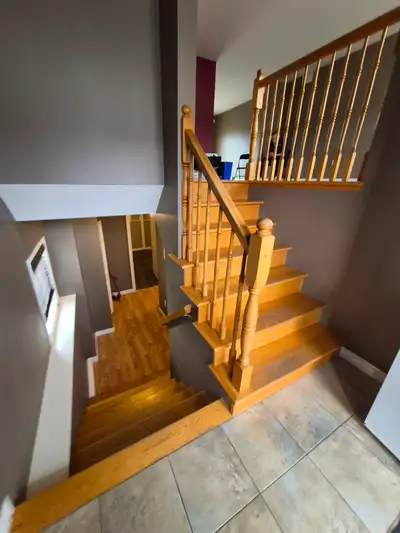 Offering shared accomodation in my nice home. Big bedroom big closet.FEMALE ONLY