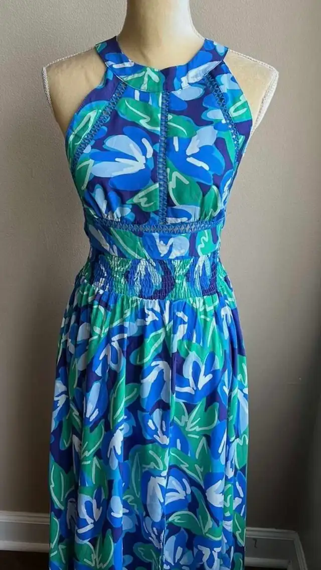Anthropologie Blue Green Floral Maxi Dress in Women's - Dresses & Skirts in Kitchener / Waterloo - Image 3