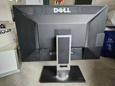 Dell Ultrasharp U3011 30" Adobe RGB sRGB IPS LCD Monitor (AS-IS), View more