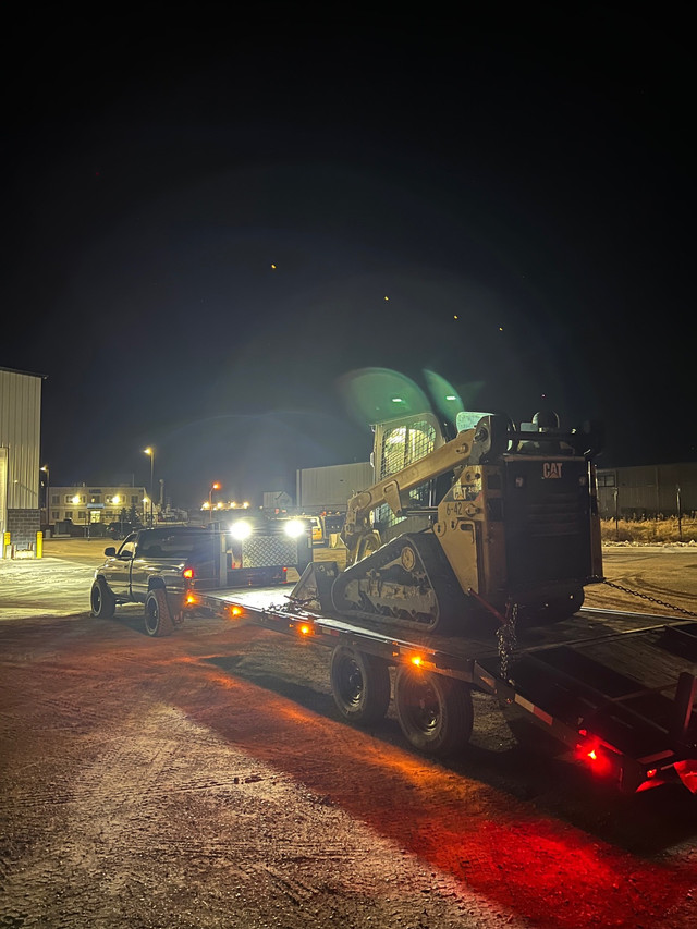 Cornpro 7ton gooseneck float trailer  in Cargo & Utility Trailers in Trenton - Image 4