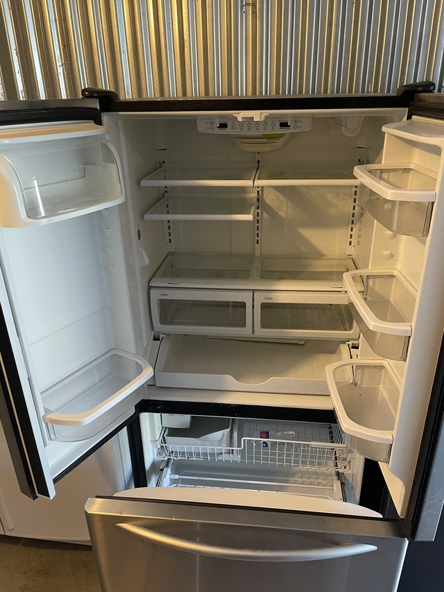 KitchenAid Stainless fridge Refrigerators Windsor Region Kijiji