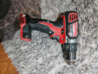 Milwaukee 18v 1/2" drill/driver good condition