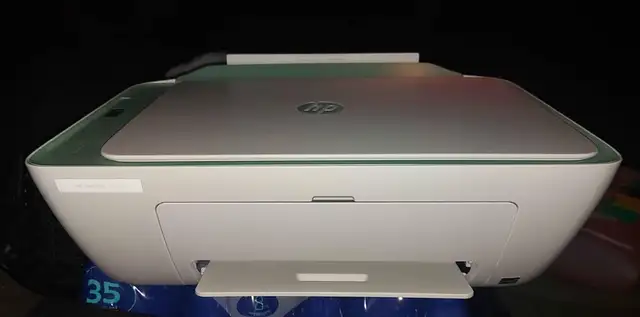 HP DeskJet 2742e All-in-One Wireless Color Inkjet Printer Print in Printers, Scanners & Fax in Longueuil / South Shore - Image 4