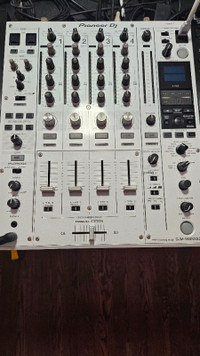 DJM900NXS2 "Edition White"