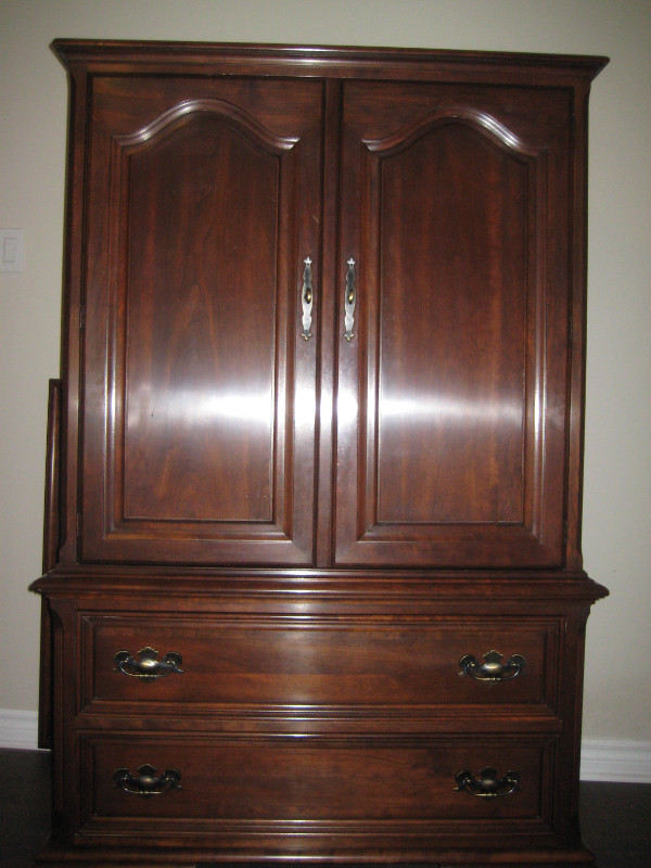 Gibbard Canadian Legacy Solid Cherry Bedroom Furniture Dressers