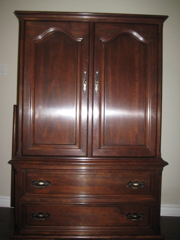 Gibbard Canadian Legacy Solid Cherry Bedroom Furniture Dressers