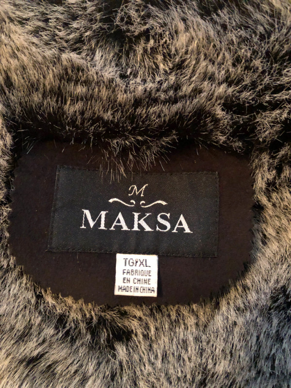 MAKSA Gorgeous Faux Fur Coat in Women's - Tops & Outerwear in Calgary - Image 3