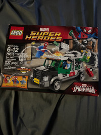 LEGO Marvel super hero BNIB