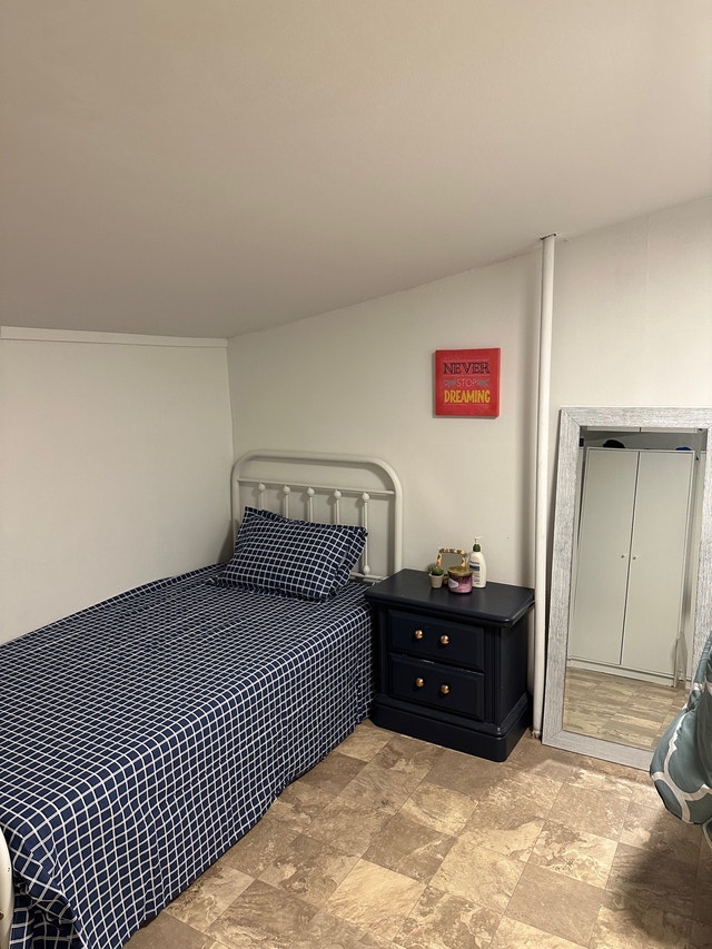 Temporary furnished single room for girls only Short Term Rentals