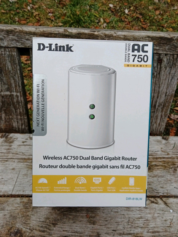 D-Link Wireless AC750 Dual Band Gigabit Router in Networking in Oshawa / Durham Region - Image 4