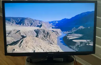 Samsung UN32EH5300F SMART TV Series 5 LED, View more