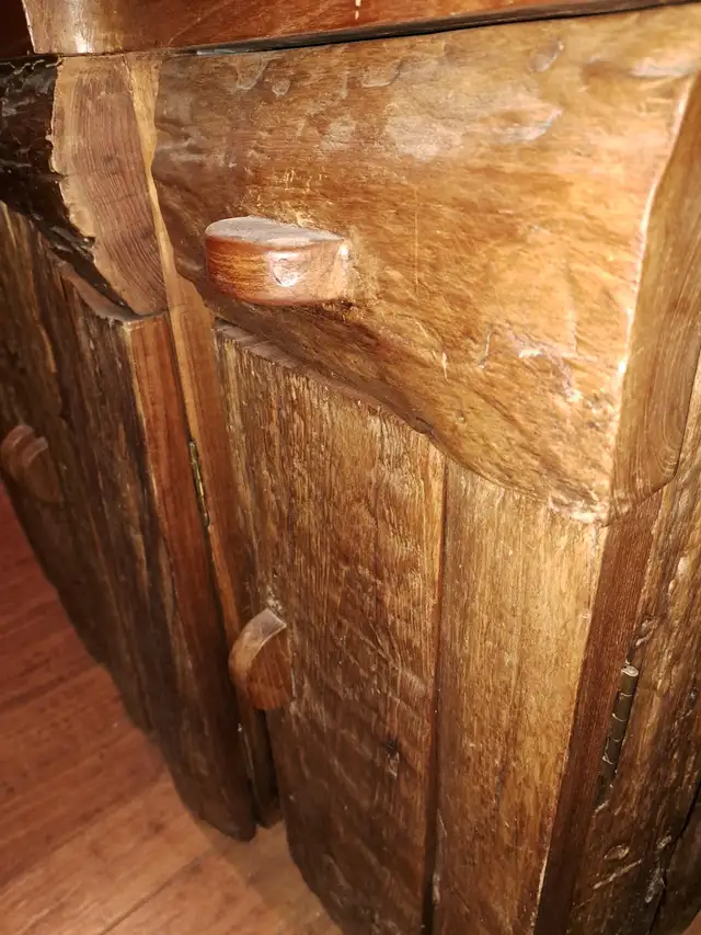 Reclaimed Teak Large Sideboard Buffet Console Table Sideboard in Hutches & Display Cabinets in Markham / York Region - Image 6