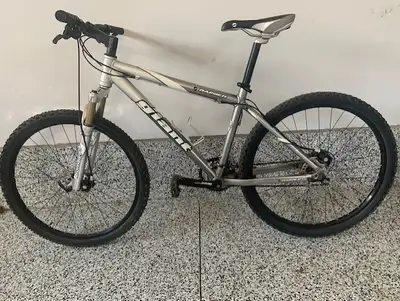 Giant Rainier Mountain Bike, View more