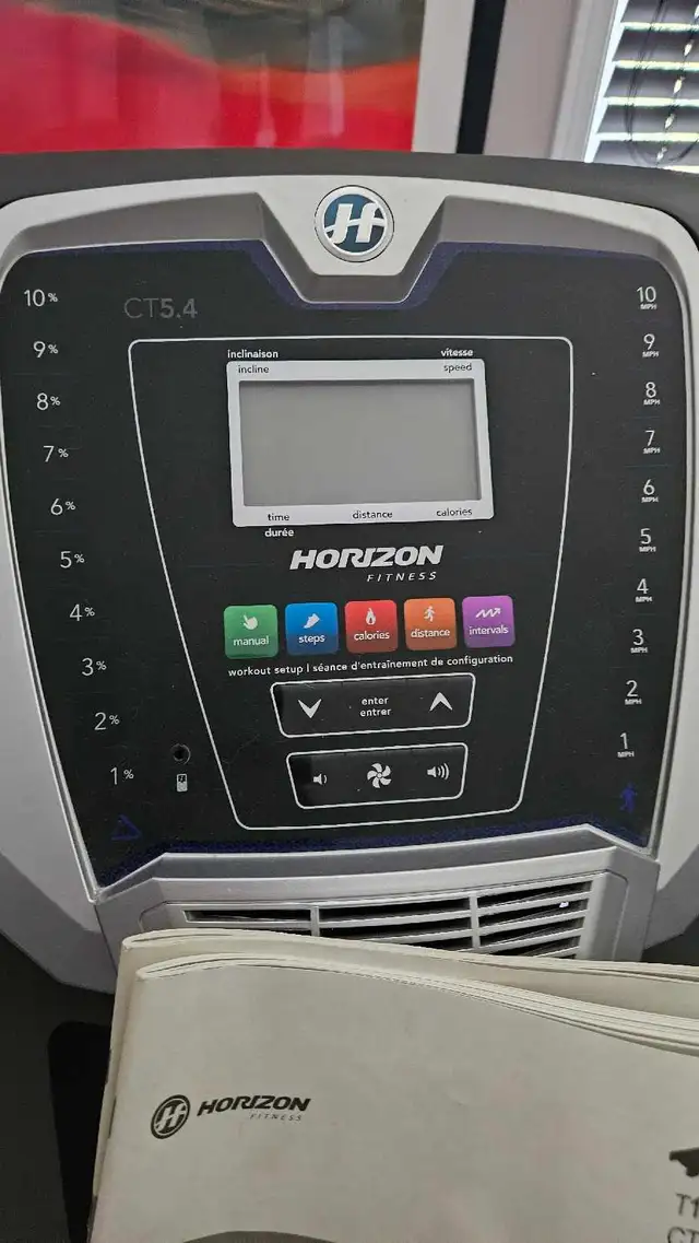 Treadmill in Exercise Equipment in Ottawa - Image 5