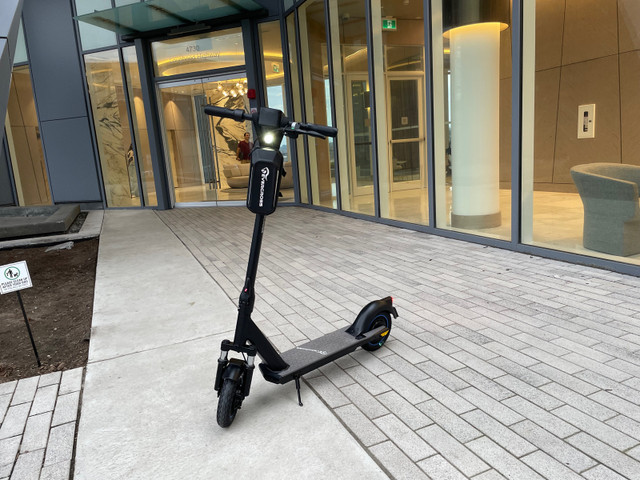  New electric scooter in eBike in Vancouver - Image 3
