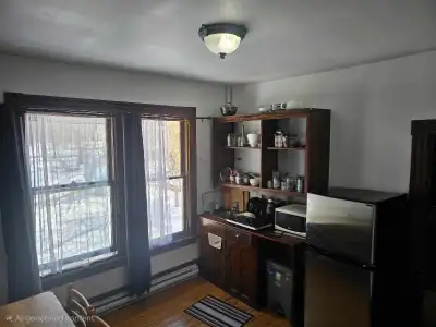 Available April 1, 2026 – August 31, 2026 Enjoy a comfortable, convenient, and fully equipped living...