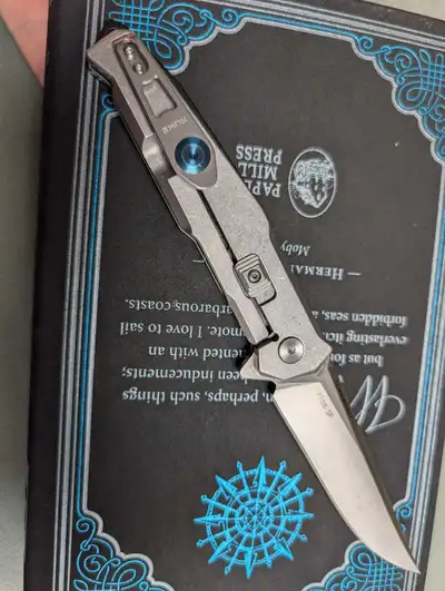 Ruike P108-SF knife, View more