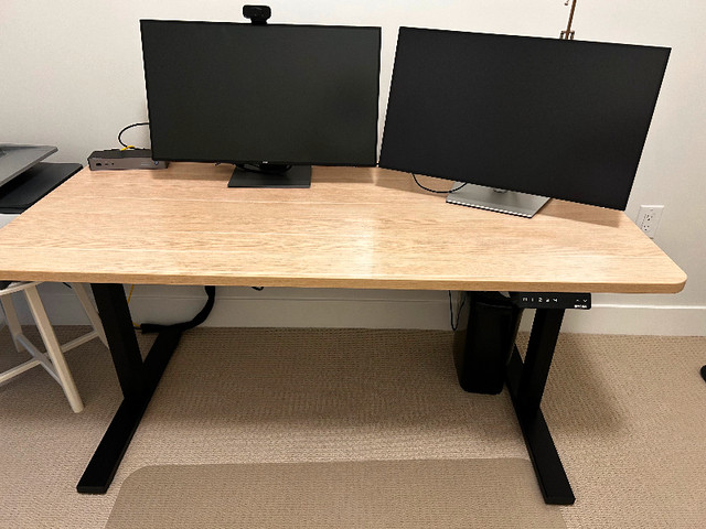 Oak standing desk by Effy | Desks | Richmond | Kijiji