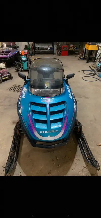Hello, I am parting out a 1998 Polaris Indy XLT 600 Triple EVO Carb model for parts. The sled has 6,...