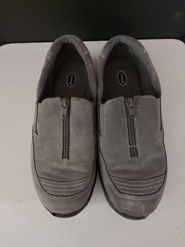 WOMEN'S DR. SCHOLL'S CASUAL SHOES SIZE 8.5W in Women's - Shoes in St. Catharines - Image 4