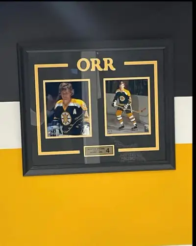 Bobby Orr Digned Rare Frame , View more