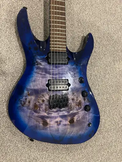 I am selling my Jackson Chris Broderick pro soloist. This guitar is in good shape, I just don’t play...