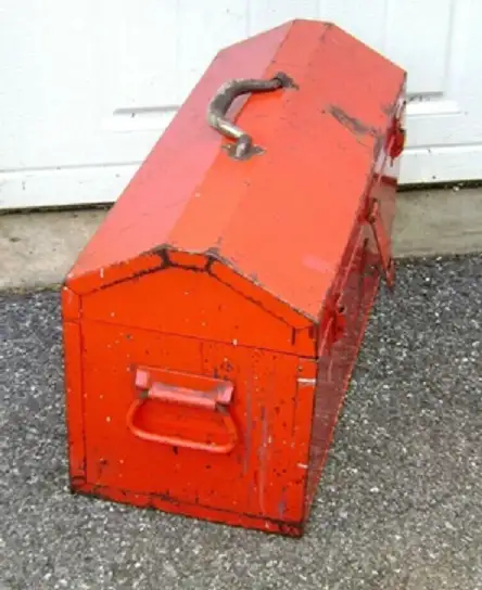 SnapOn Vintage 1960s KRA-21 Hip Roof Toolbox with Tote Tray in Tool Storage & Benches in Kawartha Lakes - Image 4