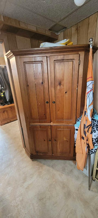 Free armiour corner cabinet PPU