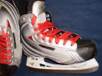 Ice Skates, Size 5.5 for shoe size 6.5-7, View more