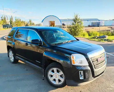 Good running 2.4, AWD -Bluetooth connect - Backup camera -Good on fuel and comfortable ride -Good AC...
