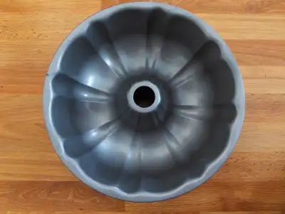 Non-Stick Fluted Cake Pan, View more