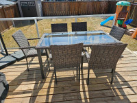 7 Piece Patio table and chairs With Umbrella 