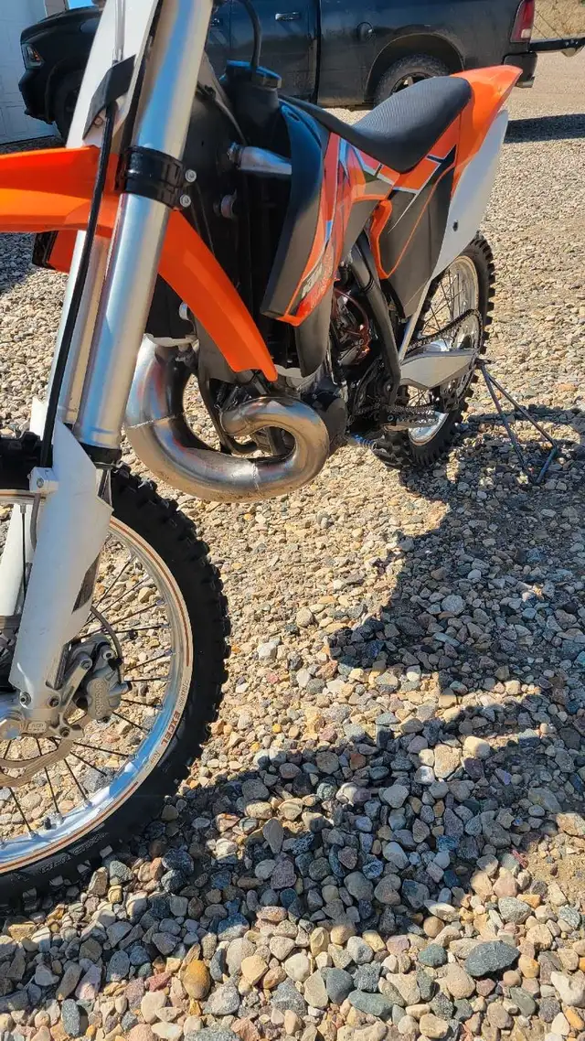 KTM 250 SX in Dirt Bikes & Motocross in Regina - Image 7