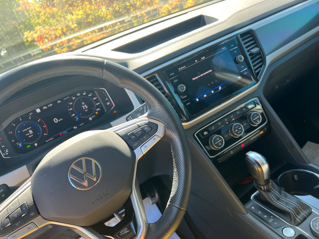 2022 Volkswagen atlas R-Line in Cars & Trucks in Moncton - Image 3