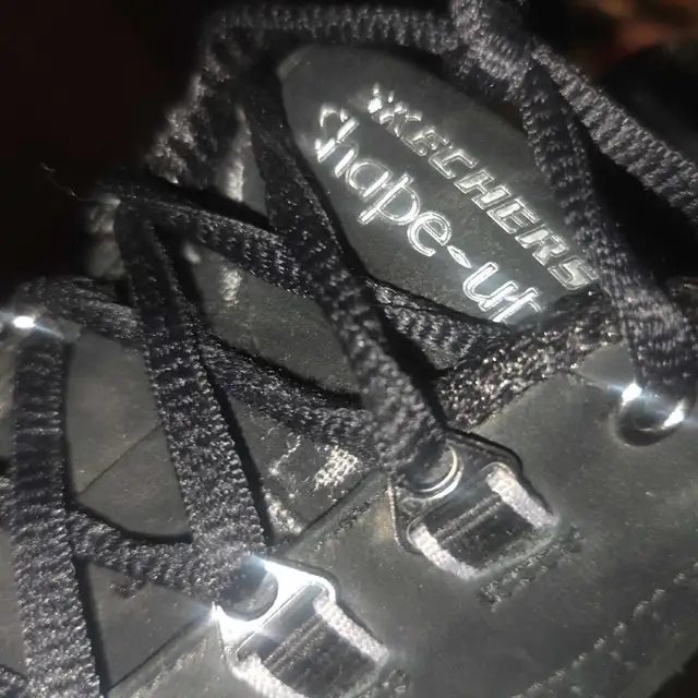 Skechers Women's Shape-Ups in Women's - Shoes in Banff / Canmore - Image 3