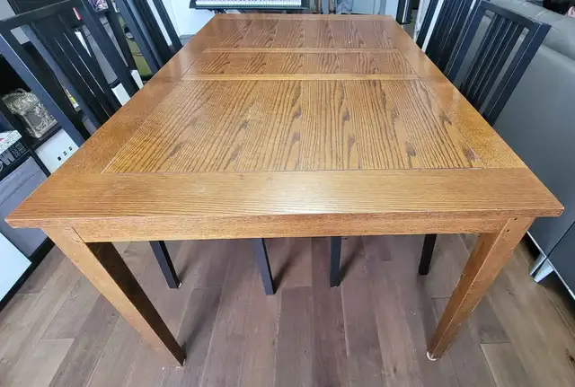 Dinning Table - Solid Wood in Dining Tables & Sets in Oakville / Halton Region - Image 3