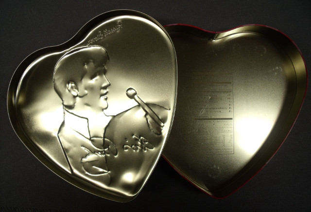 ELVIS CANDY TIN (RUSSELL STOVER CANDIES) in Arts & Collectibles in Lethbridge - Image 3