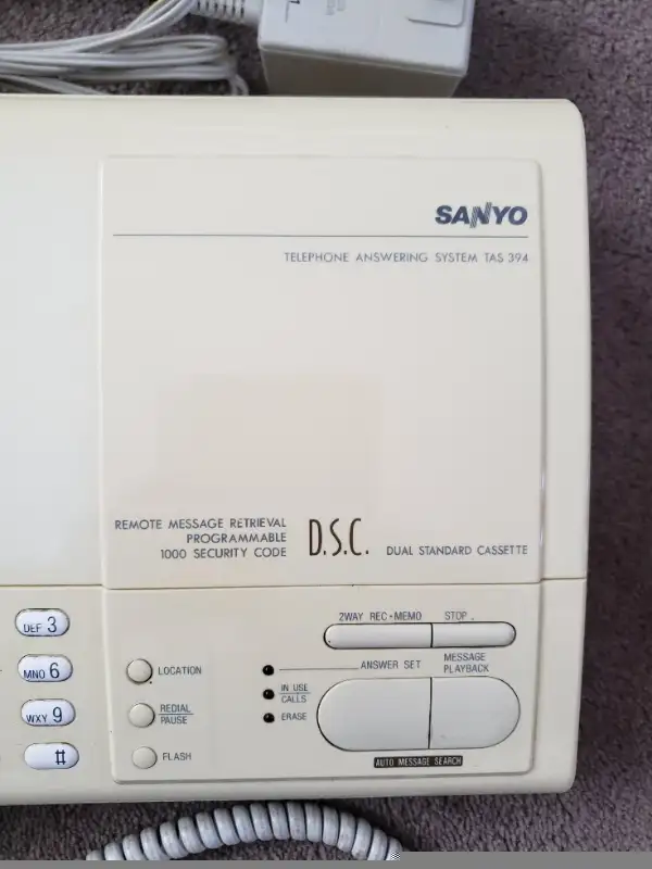 VINTAGE TELEPHONE - SANYO in Arts & Collectibles in Laval / North Shore - Image 5