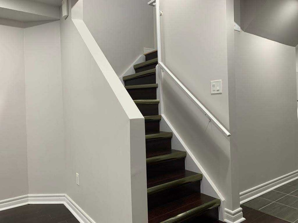 Basement rental 2 Bdrm + Den Sep entrance 2