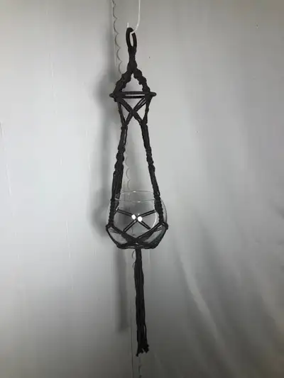 Dark Brown Macrame Plant Hanger. NEW Brand new I import these and then dye them Holds up to a 6” pot...
