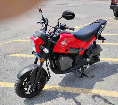 Honda Navi 2023, 110cc, (350 km) état neuf...et acheter neuf....