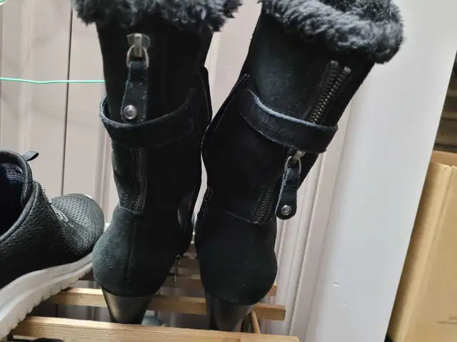 women's  Blondo winter dress boots in Women's - Shoes in Edmonton - Image 3