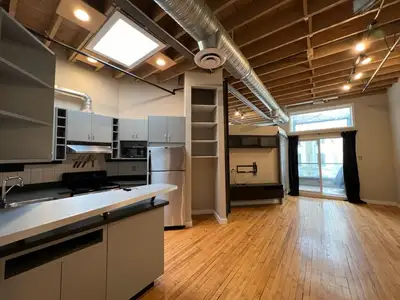 **1Bed 1Bath Studio For Rent In The Exchange District**