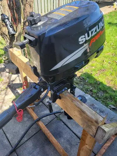 I'm selling a Suzuki 6HP four-stroke outboard motor Motor will need tune up Can been seen running He...