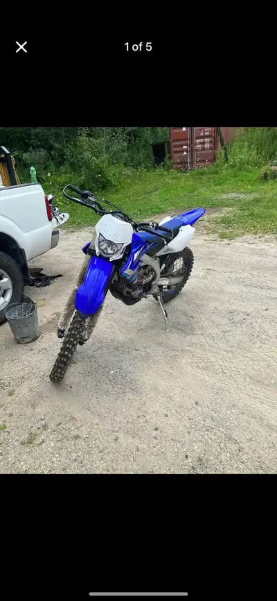 Like new 2020 wr250f 3,500 - 4,000 km - Renthal fatbar handlebars - Lock on grips - Unbreakable leve...