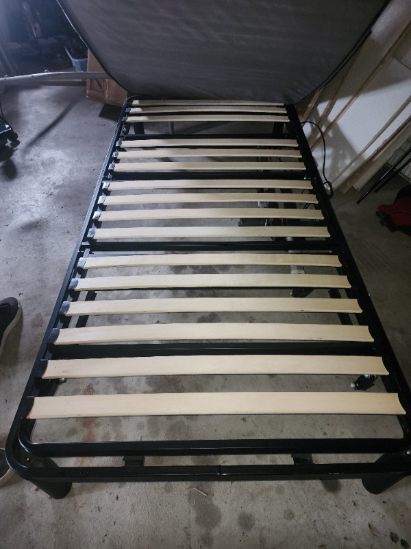 Electric twin bed for sale! in Beds & Mattresses in Kelowna - Image 2