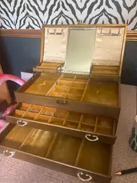 Very large jewellery box 1960s