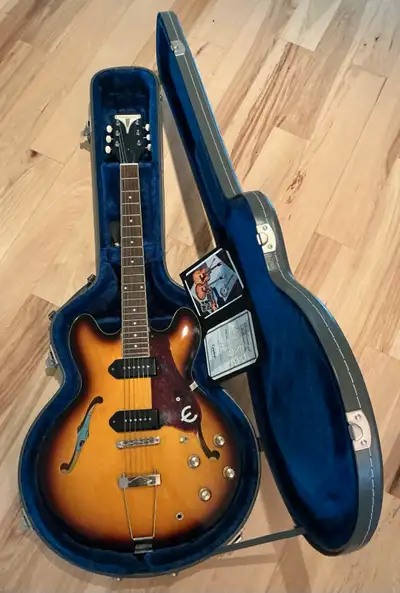 Epiphone '61 50th Anniversary Casino 2011 - Vintage Sunburst, View more