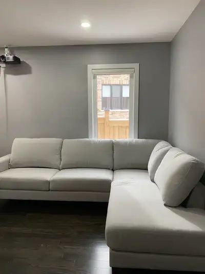 Structube Campbell Right-facing sectional sofa Light Grey, View more